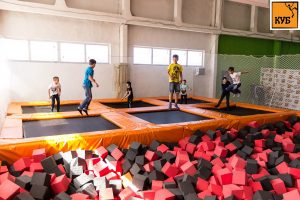 Батутная арена "Куб"