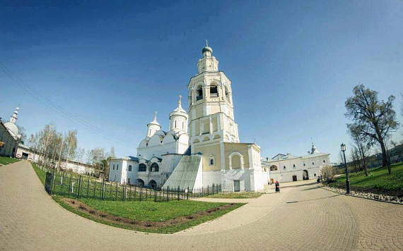 Спасо-Прилуцкий монастырь