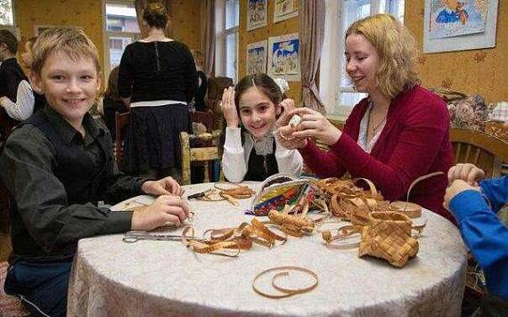 Центр народных художественных промыслов и ремесел "Резной Палисад"