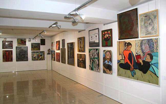 Галерея современного искусства "Красный Мост"