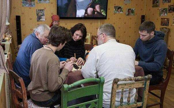 Центр народных художественных промыслов и ремесел "Резной Палисад"