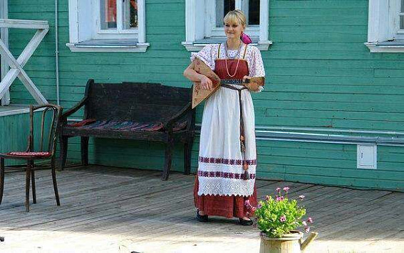 Центр народных художественных промыслов и ремесел "Резной Палисад"